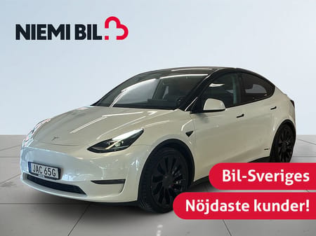 Tesla Model Y Performance MOMS Dragkrok Rattvärme Kamera Panorama S&V
