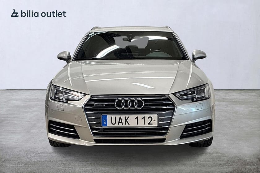 Bild 3 av Audi A4 Avant 2.0 TDI quattro S Tronic Proline 190hk Cockpit