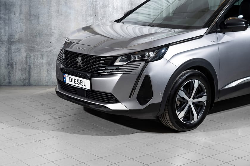 Bilde 2 av Peugeot 5008 GT 130hk diesel aut. 7-seter/Memory/R.Kam/Massasje ++