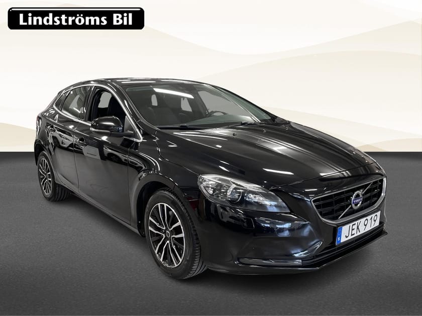 Bild 3 av Volvo V40 Momentum D2 120hk S&V-Hjul