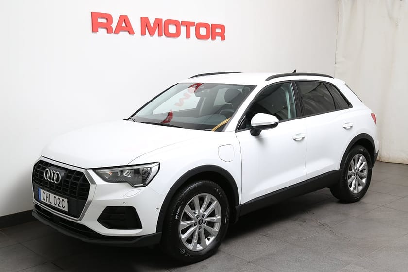 Bild 1 av Audi Q3 45 TFSI e S Tronic Proline 245hk Dragkrok