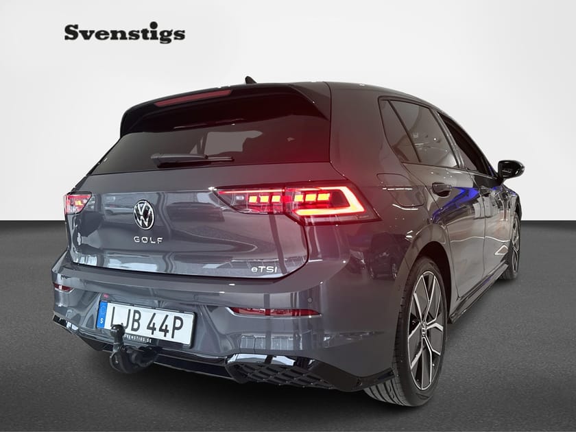 Bild 5 av Volkswagen Golf R-LINE 1,5 eTSI 150 HK DSG7 Lagerbil