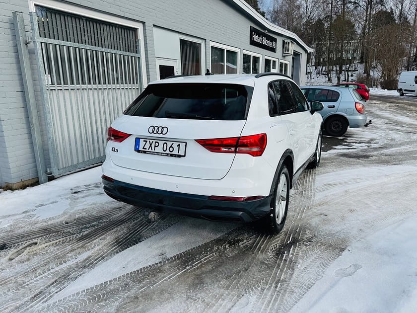 Bild 3 av Audi Q3 35 TFSI 150HK S-TRONIC ADVANCED / DRAG / VÄRMARE