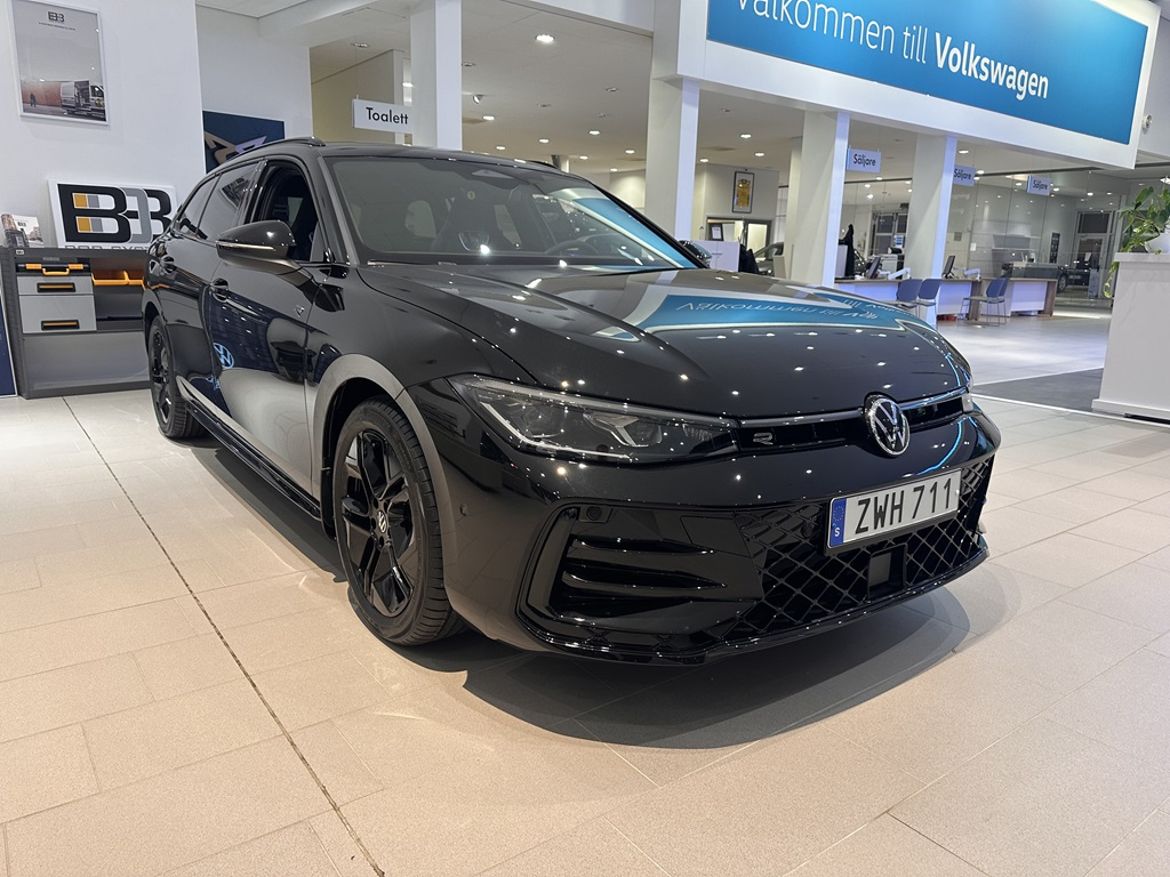 Volkswagen Passat Sportscombi 2.0 TDI DPF SCR 4Motion DSG Sekventiell, 193hk, 2025
