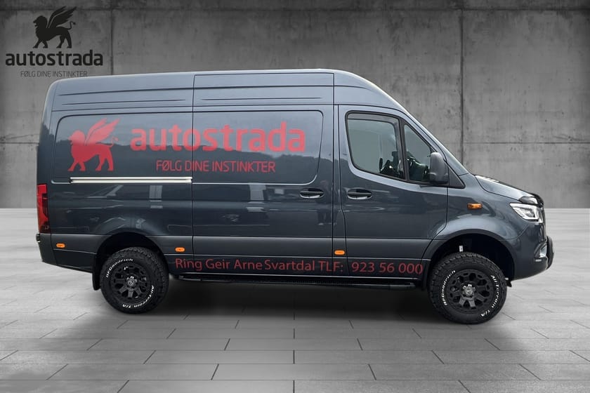 Bilde 4 av Mercedes-Benz Sprinter 319 CDI 4x4 Panel Van Webasto.hengerfeste.3 seter