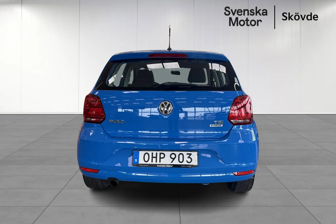 picture of a car