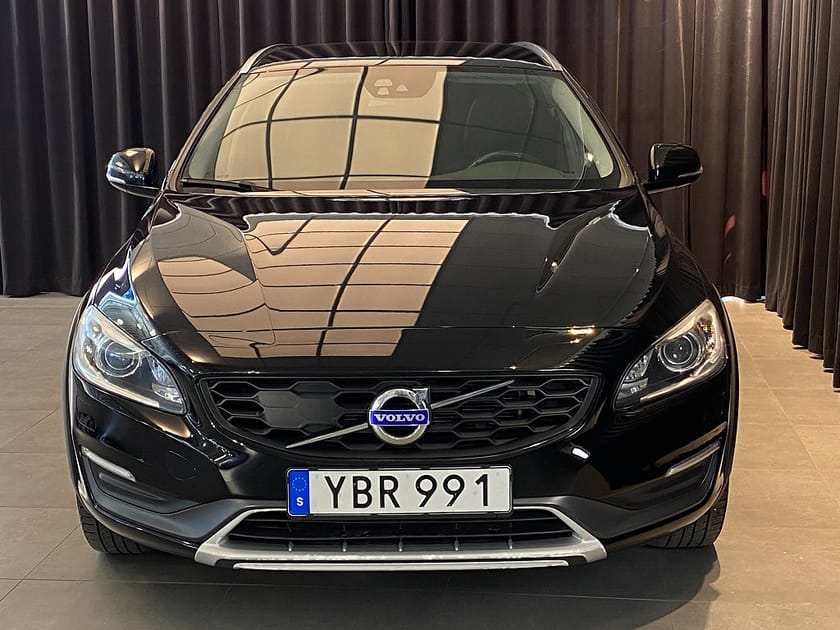 Bild 4 av Volvo V60 Cross Country D4 AWD AUT MOMENTUM / VÄRMARE / DRAG