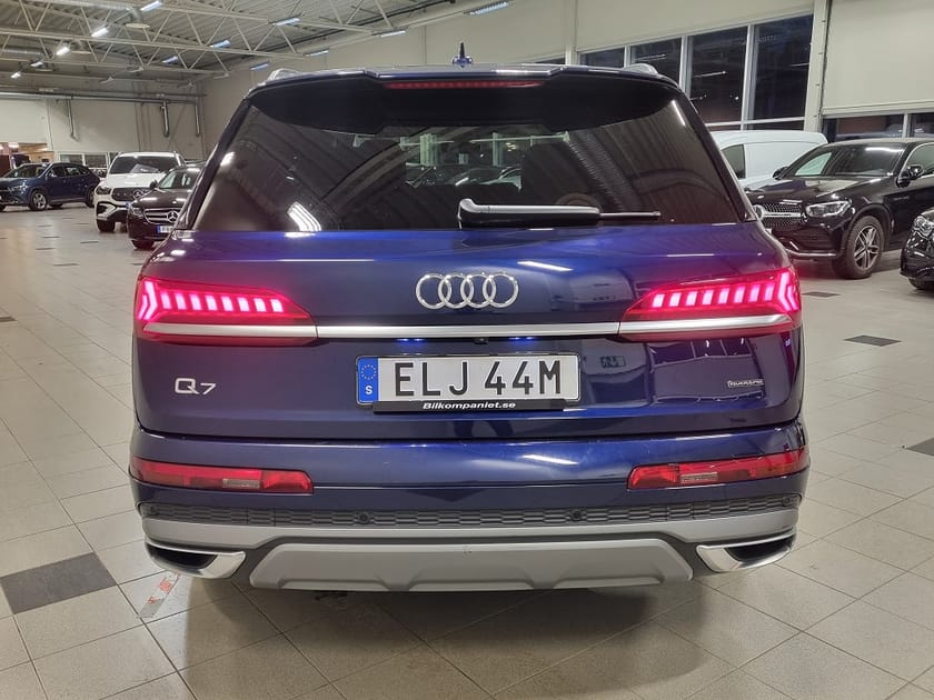 Bild 5 av Audi Q7 50 TDI quattro 7-Seater S LINE | 286 hk | 7-Sits | ,Vinterhjul