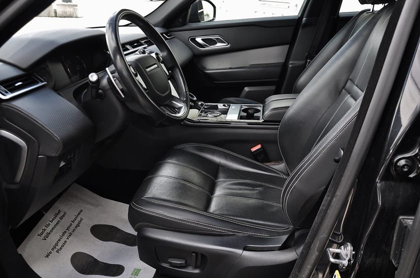 Bild 5 av Land Rover Range Rover Velar D300 AWD R-Dynamic Meridian Drag Pano Värmare