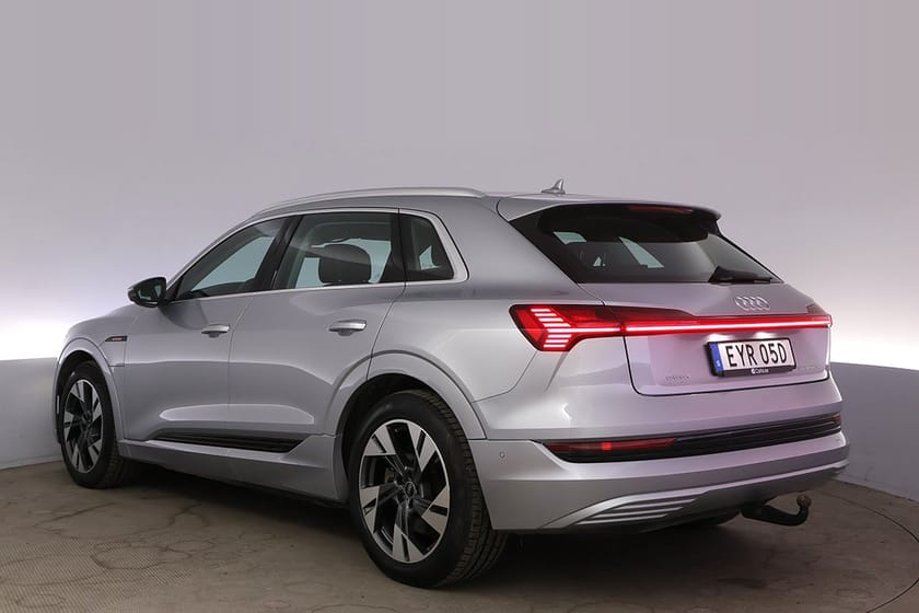 Bild 4 av Audi e-tron 55 quattro Proline Elstol Drag AdapFarth Läder