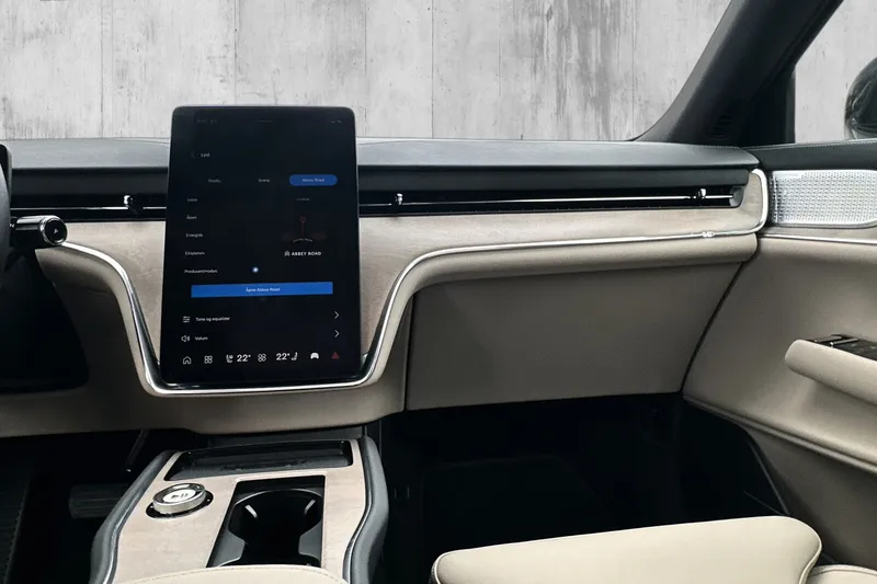Volvo EX90 Twin Motor Performance bilde 13