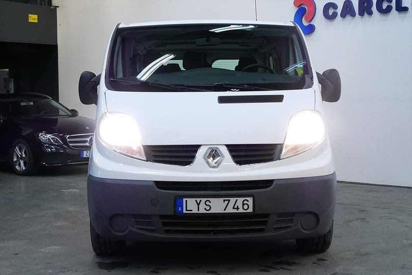 Bild 5 av Renault Trafic Kombi 2.0 dCi 9-sits | 1421kr/mån | Aut| Drag