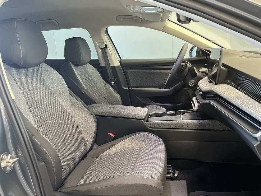 Bild 3 av Škoda Superb Kombi Skoda COMBI Selection 1,5 TSI DSG KAMPANJBIL fr.3998 kr/mån!
