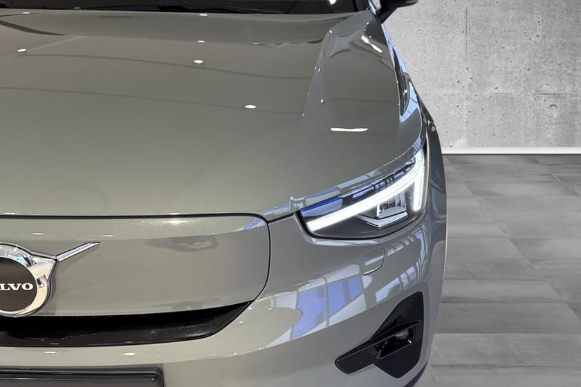 Bilde 5 av Volvo XC40 Recharge Single Motor Plus FWD - Ryggekamera, Varmepumpe
