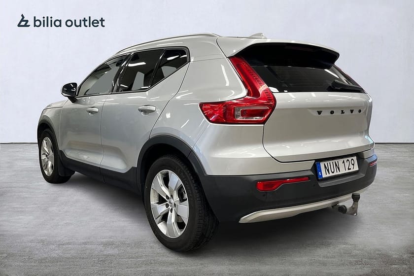 Bild 4 av Volvo XC40 D4 AWD Momentum Intro Edition 190hk / Drag Navi Kamera