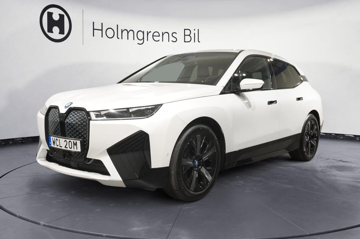 BMW iX xDrive50, 524ps, 2024