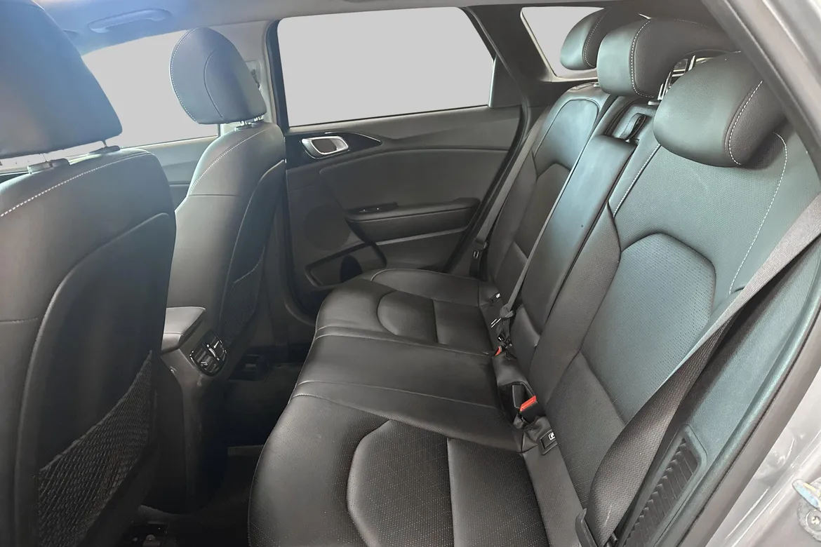 picture of a car