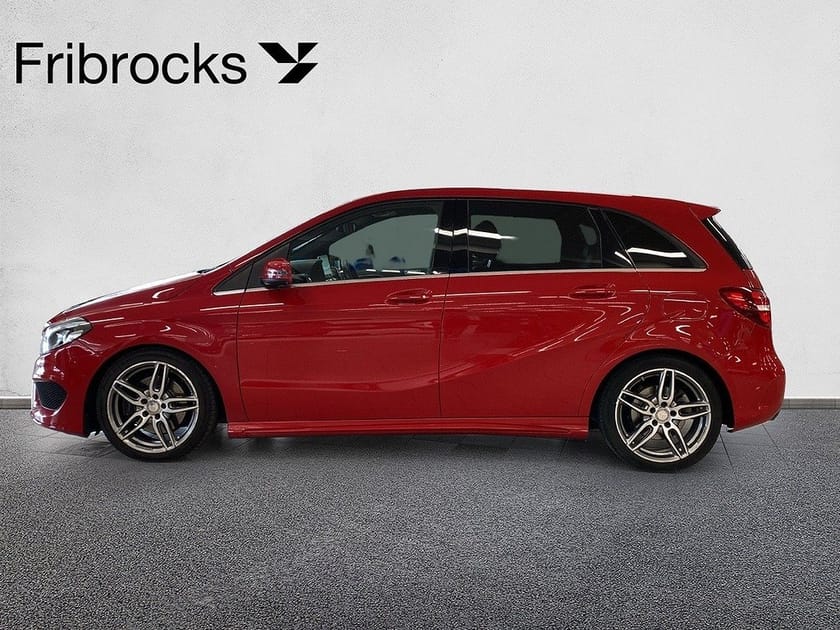 Bild 2 av Mercedes-Benz B 220 d AMG SPORT 177HK *dragkrok*