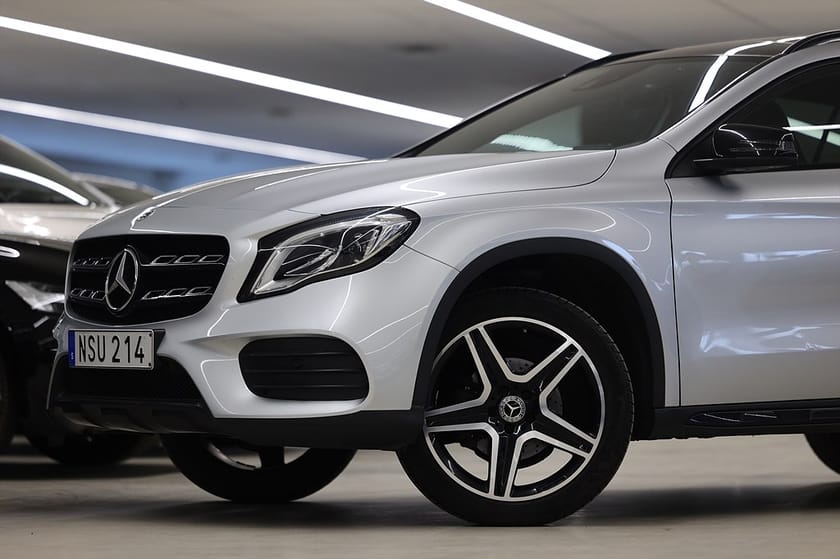 Bild 4 av Mercedes-Benz GLA 200 156hk AMG Line Pano B-Kamera