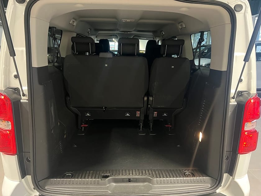 Bild 4 av Peugeot e-Traveller 75 L3 9-Sits Business