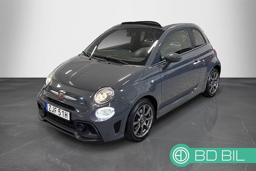 Bild 3 av Abarth 595C 1.4 T-JET AKRAPOVIC SKALSTOLAR VÄLSERVAD EN BRUKARE