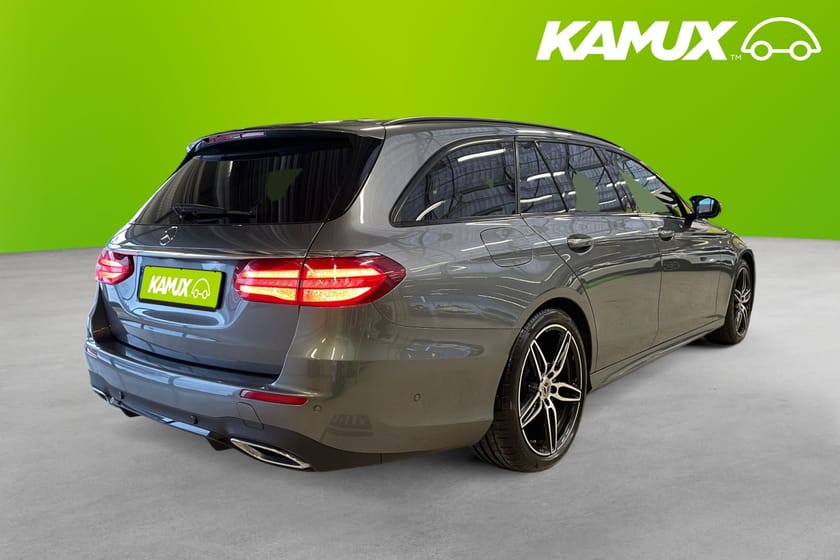 Bild 4 av Mercedes-Benz E 220 T d 4MATIC AMG 360kam Navi Drag Pano Värmare