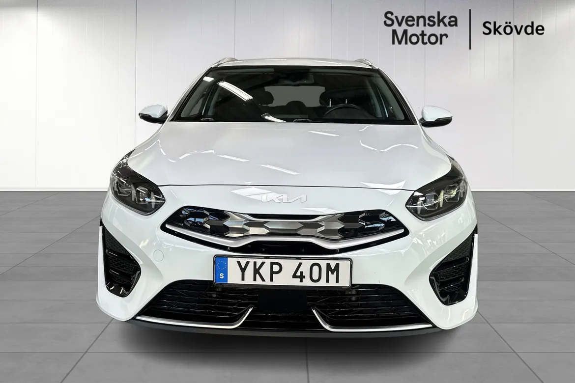 picture of a car