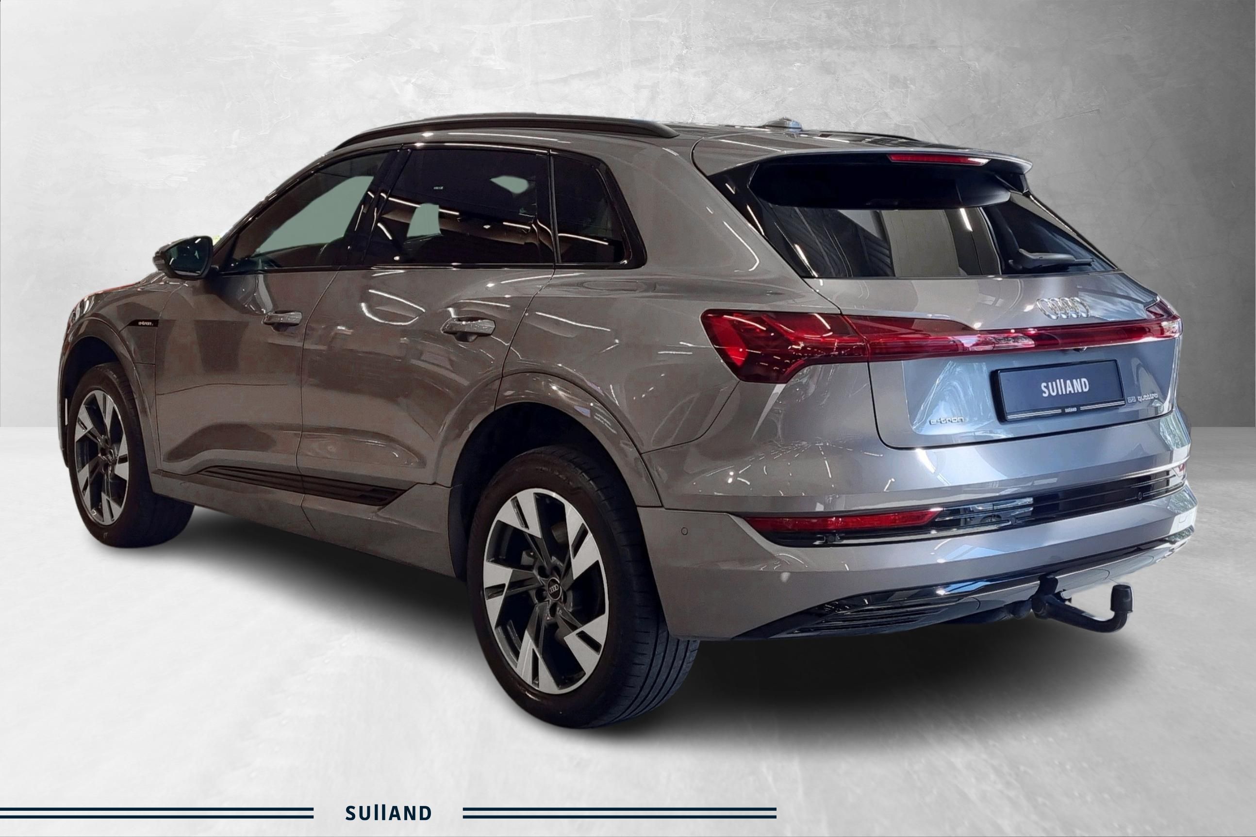 Thumnail bilde 2 av Audi e-tron 55 quattro