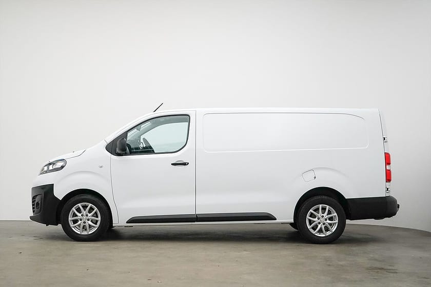 Bild 3 av Fiat Scudo Skåpbil Maxi / 145hk / Moms / Värmare / Kamera
