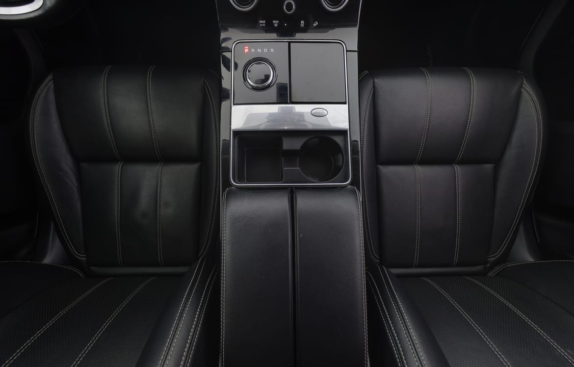 Land Rover Range Rover Velar 2018 - miniatyr 9