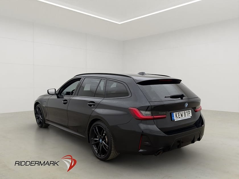 Bild 4 av BMW 330e xDrive Touring M-Sport Widescreen H/K Navi CarPlay