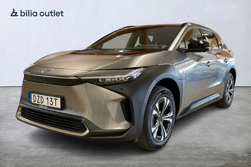 Bild 1 av Toyota bZ4X 71.4 kWh Executive Moms / 360-kamera / Keyless / Elstol