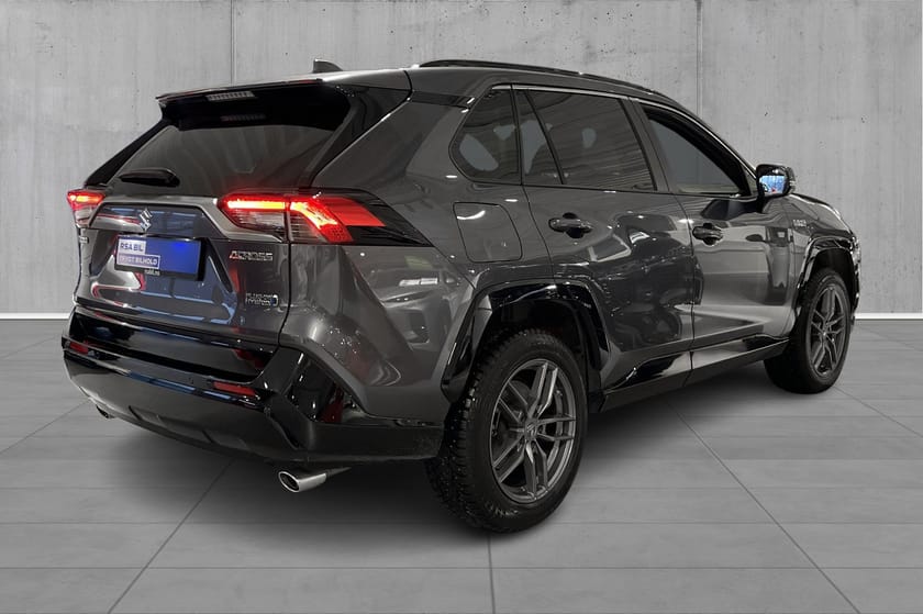 Bilde 3 av Suzuki Across Plug-in Hybrid 4x4 Automat, Hengerfeste.