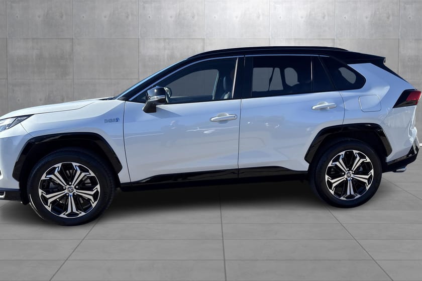 Bilde 2 av Toyota RAV4 Plug-in Hybrid AWD Executive bi tone