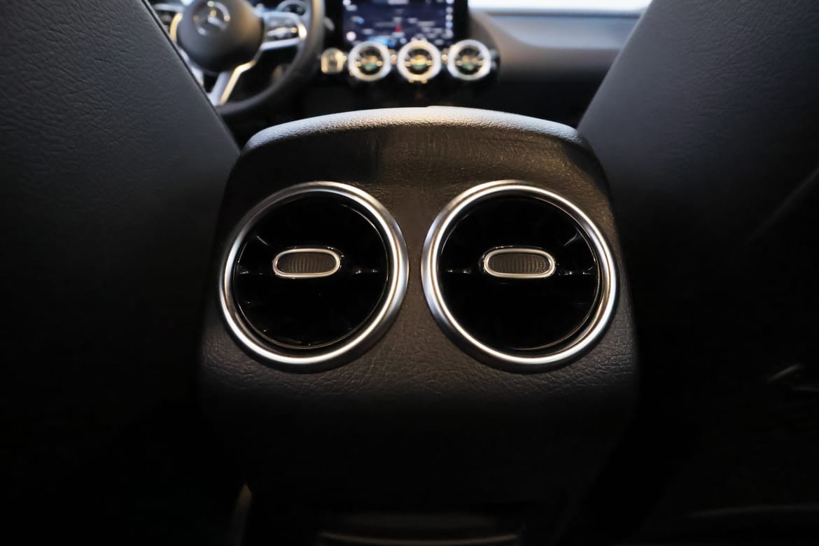 Mercedes-Benz EQA 2022 - miniatyr 25