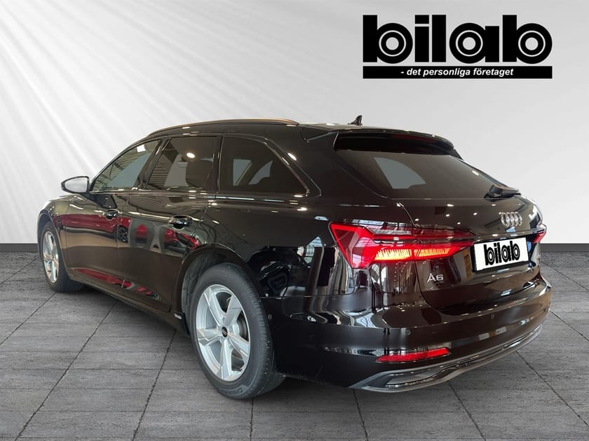 Bild 3 av Audi A6 Avant 40 TDI quattro 40TDI 204hk Proline Svart optik Kamera