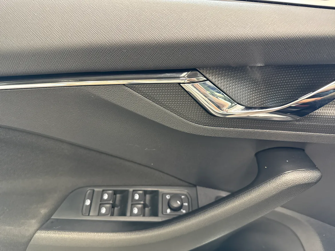 picture of a car