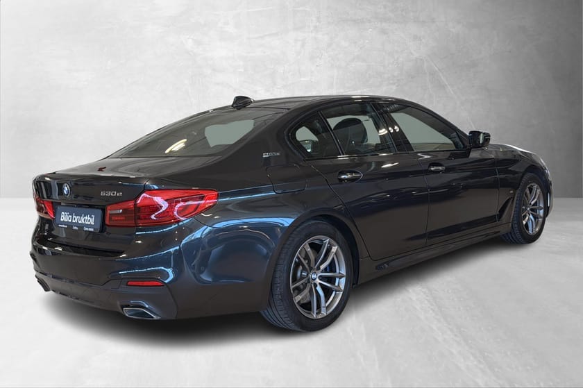 Bilde 4 av BMW 530e iPerformance Sedan M-Sport komfortseter Navi Hifi HUD Takluke