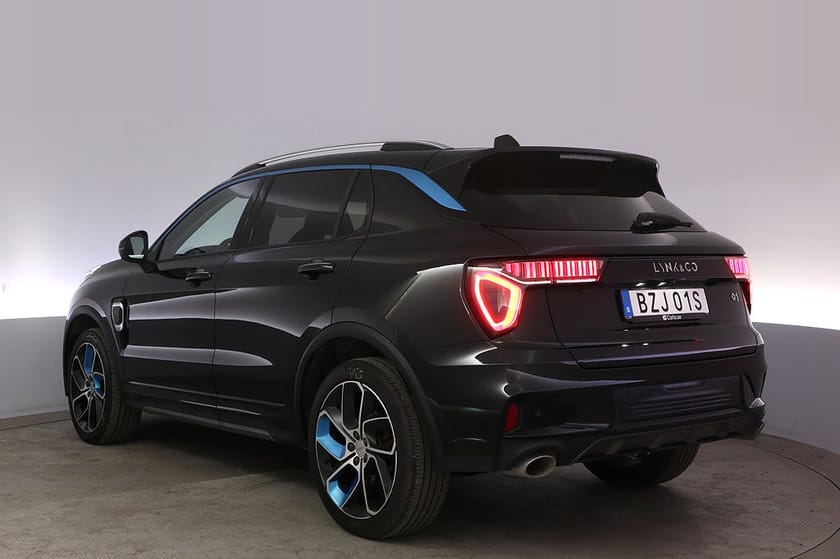 Bild 4 av Lynk & Co 01 PHEV Pano 360 Adap Farth Infinity BLIS V-Hjul