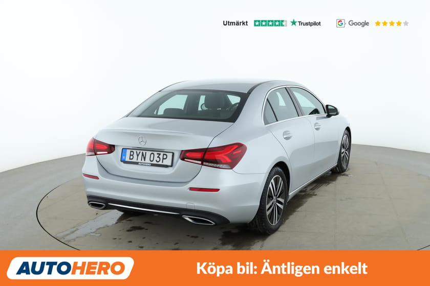 Bild 3 av Mercedes-Benz A 200 Sedan Progressive / CarPlay, Backkamera