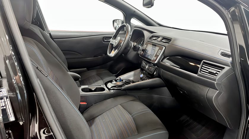 Bild 3 av Nissan Leaf N-CONNECTA MY22 39 KWH LED