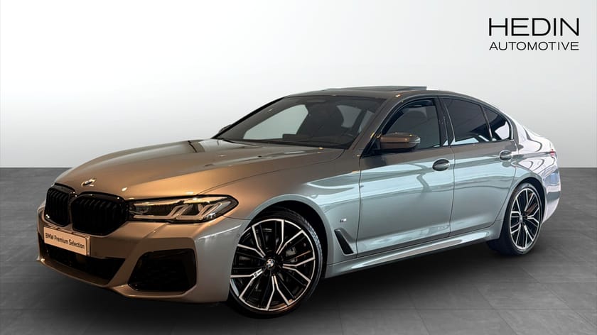 Bild 1 av BMW 540i xDrive Sedan xDrive M-Sport Innovation HuD Värmare Dragkrok