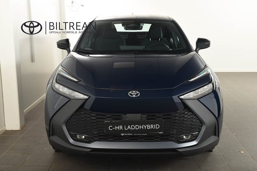 Bild 4 av Toyota C-HR PHEV LADDHYBRID + GRATIS VINTERHJUL (PRISSÄNKT 67.900 KR)