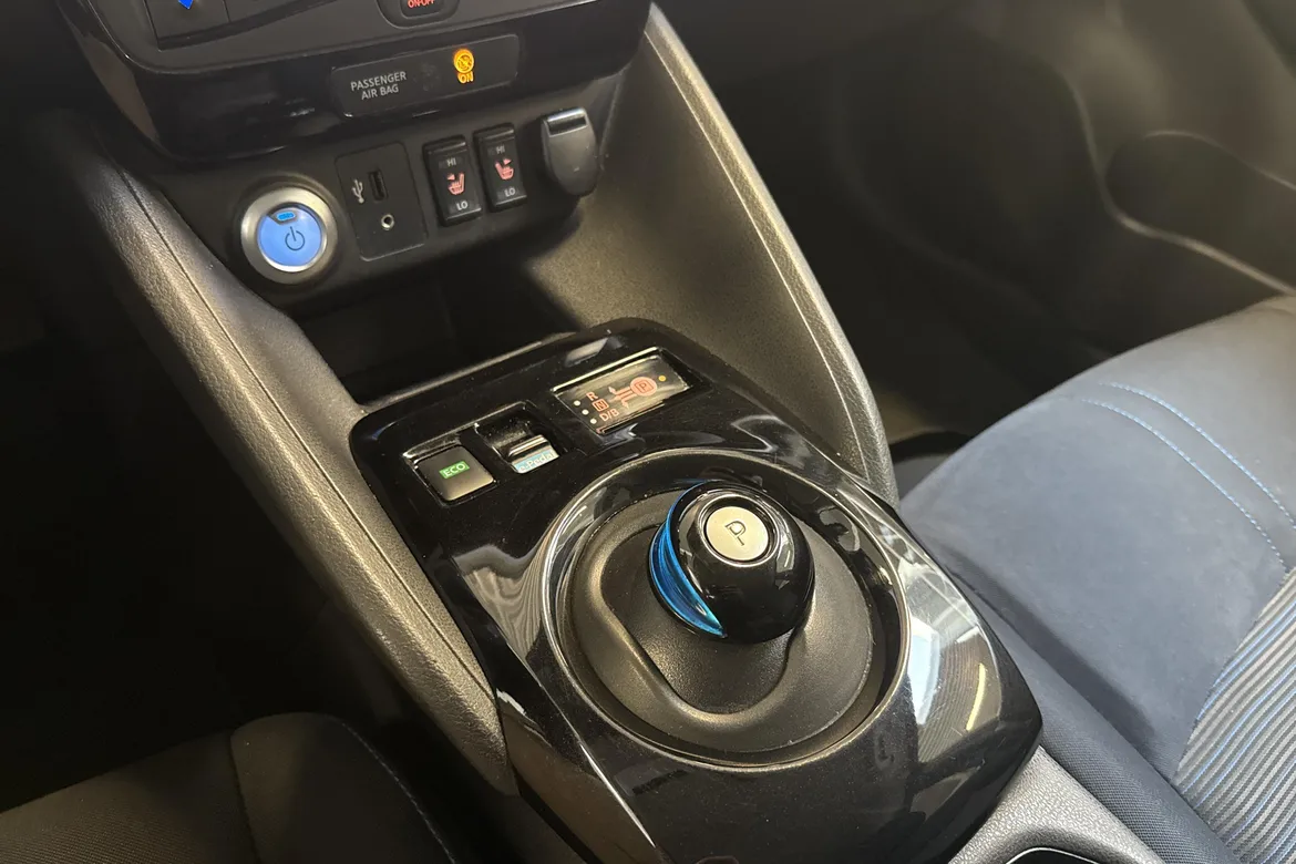 picture of a car