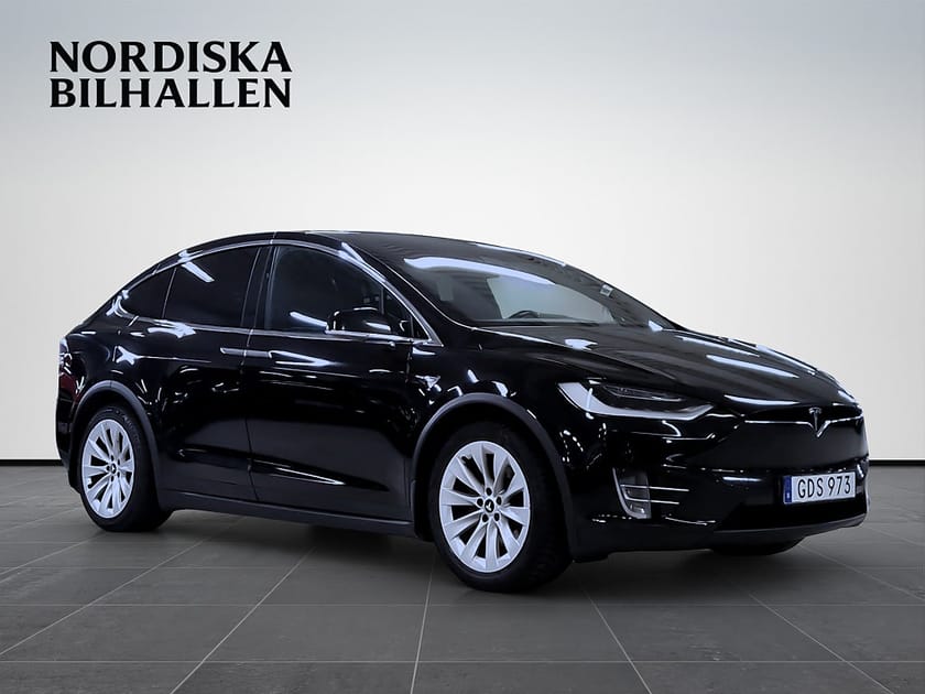 Bild 1 av Tesla Model X 75D Pano Backkamera