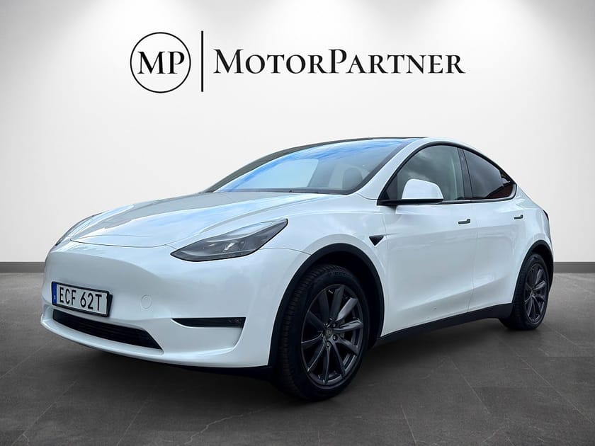 Bild 5 av Tesla Model Y Long Range AWD Autopilot Dragkrok MOMS 514hk