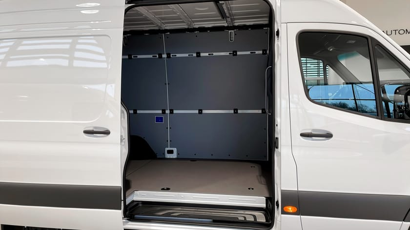 Bild 5 av Mercedes-Benz eSprinter 320 81 kWh 314 SKÅP A2 PRO 314 SKÅP A2 PRO