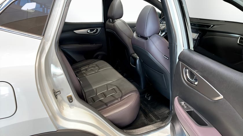Bild 5 av Nissan Qashqai 1.6 Tekna + | Pano | 360 | Bose | Drag | 163hk