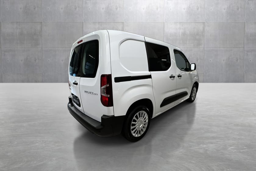Bilde 5 av Toyota ProAce City Kort L1 1.5 Diesel 100 Manuell 6 gir Comf.Fleet Colour