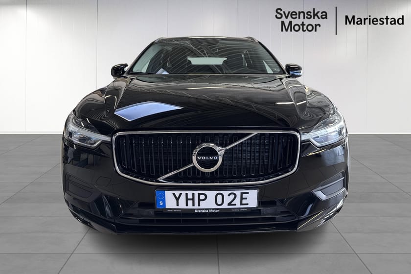 Bild 2 av Volvo XC60 B5 AUT Momentum AdvanceIII / BLIS / Backkamera / Drag/ VOC